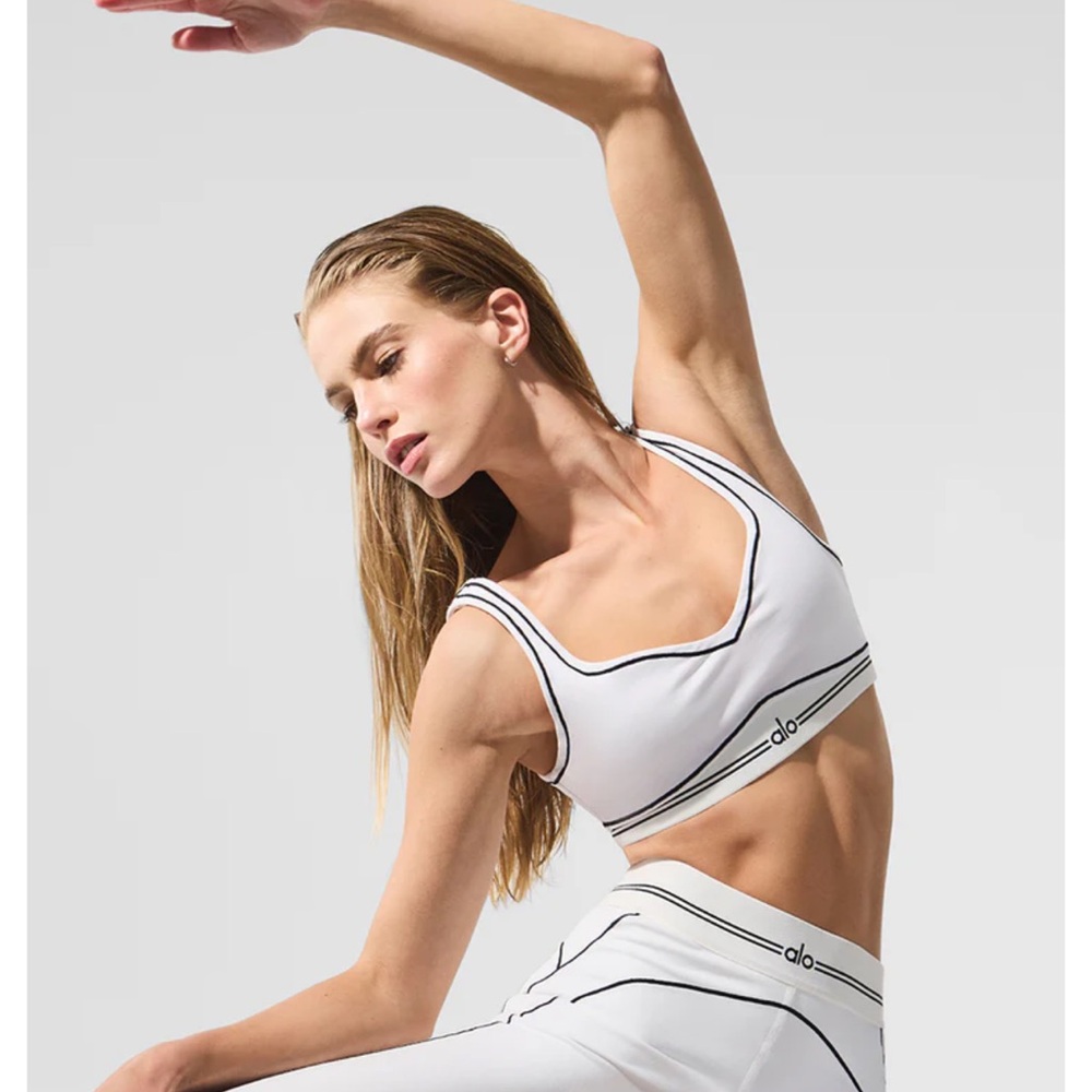 ALO Yoga White Sports Bra (Large)